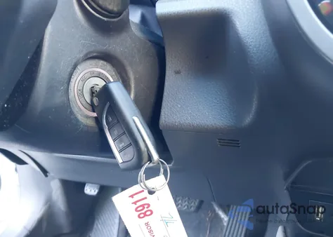 2018 Toyota Camry Le из США, поврежденный, VIN 4T1B11HK2JU563414